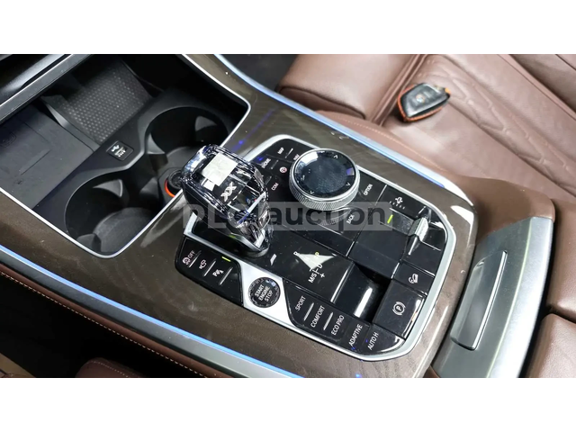 BMW X5 HEAD-UP * ОДБУХВАНЕ * PANO * 360 - автомобили, коли, обяви за нови и употребявани 8