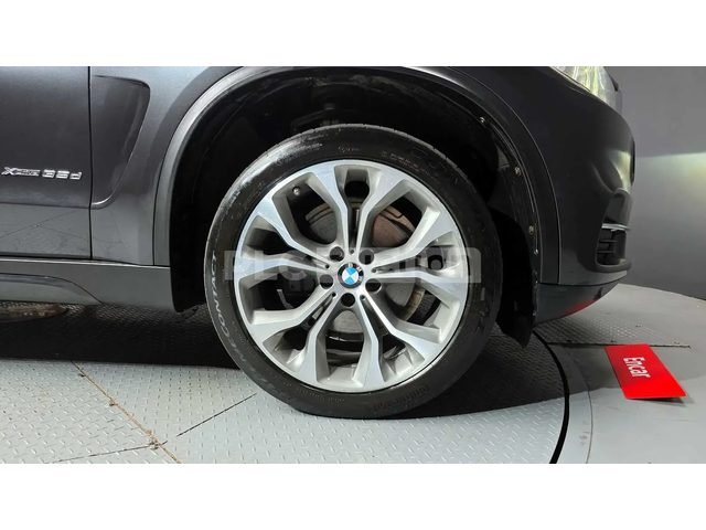 BMW X5 ПОДГРЕВИ * ПАНО * HEAD-UP * KEYLESS - автомобили, коли, обяви за нови и употребявани 4