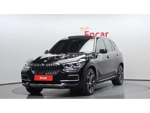 BMW X5 ЛАЗЕР * ОДБУХВАНЕ * H/K * PANO * 360 - автомобили, коли, обяви за нови и употребявани 0
