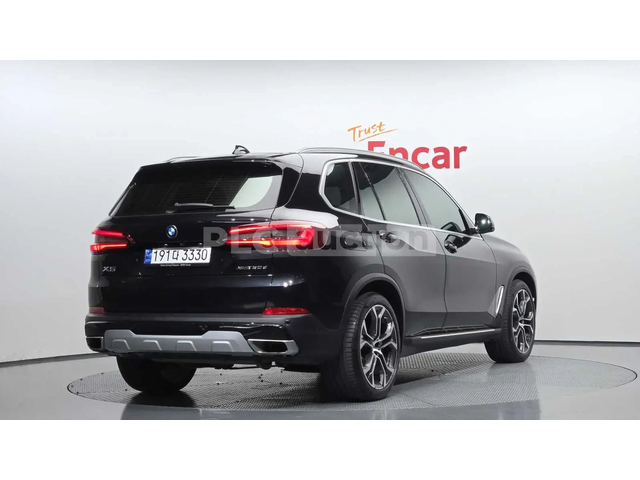 BMW X5 ЛАЗЕР * ОДБУХВАНЕ * H/K * PANO * 360 - автомобили, коли, обяви за нови и употребявани 1