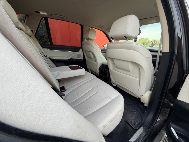 BMW X5 * 30d* Sport* LASSER* БАРТЕР - автомобили, коли, обяви за нови и употребявани 6