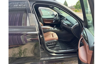 BMW X5 35i xDrive/M-Pack/Digital/H&K/Pano - автомобили, коли, обяви за нови и употребявани 8