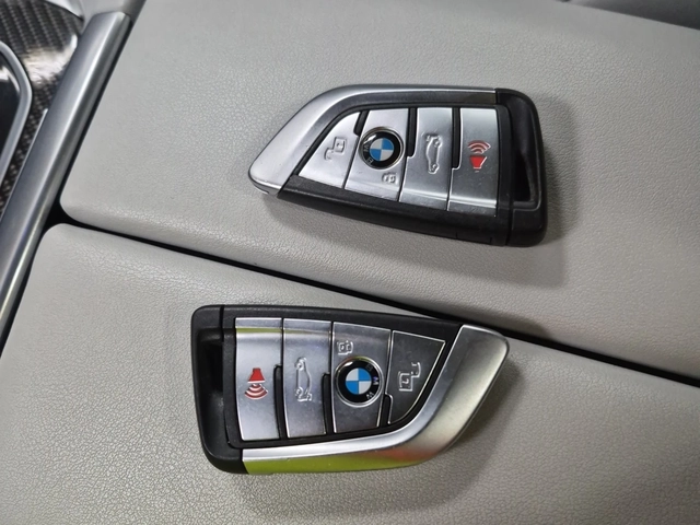 BMW X5 М ПАКЕТ * HEAD UP * 360 КАМЕРА * ОБДУХВАНЕ * - автомобили, коли, обяви за нови и употребявани 10