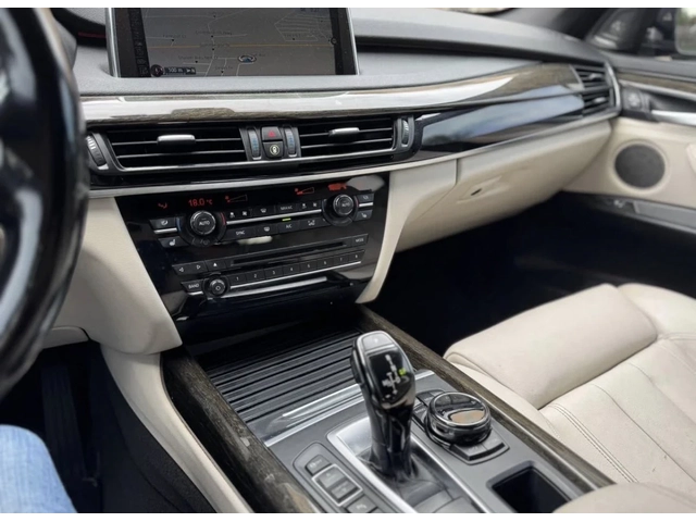 BMW X5 35I * M ПАКЕТ * HEAD UP * ПАНОРАМА * CARFAX * - автомобили, коли, обяви за нови и употребявани 6