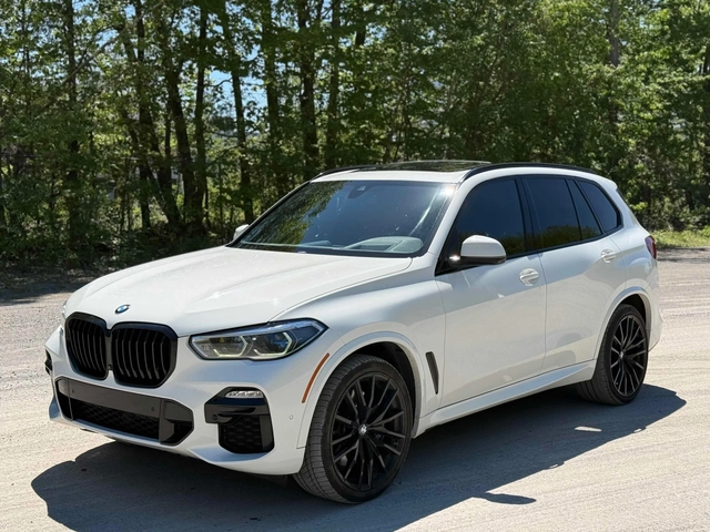 BMW X5 M50i * ОБДУХВАНЕ * ПАНОРАМА * HARMAN KARDON - автомобили, коли, обяви за нови и употребявани 4