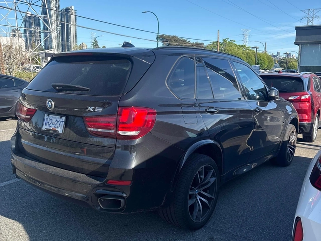 BMW X5 35I * M ПАКЕТ * HEAD UP * ОБДУХВАНЕ * CARFAX * - автомобили, коли, обяви за нови и употребявани 2