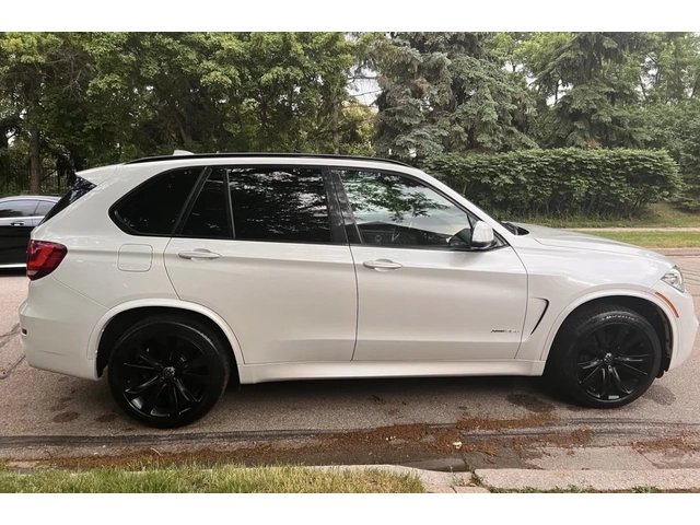 BMW X5 35D * M ПАКЕТ * ОБДУХВАНЕ * ДИСТРОНИК * ПАНОРАМА * - автомобили, коли, обяви за нови и употребявани 2