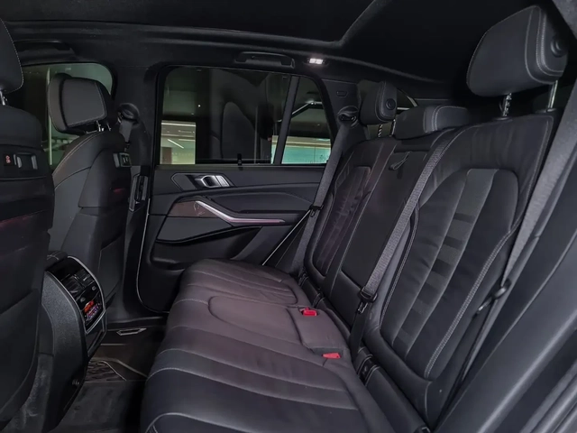 BMW X5 X5 40i B58 - автомобили, коли, обяви за нови и употребявани 16