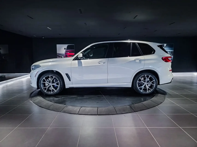 BMW X5 X5 40i B58 - автомобили, коли, обяви за нови и употребявани 7