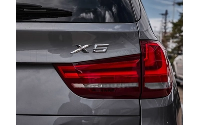 BMW X5 xDrive35i Space Grey Metallic - автомобили, коли, обяви за нови и употребявани 5