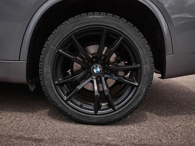 BMW X5 xDrive35i Space Grey Metallic - автомобили, коли, обяви за нови и употребявани 6