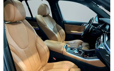 BMW X5 xDrive40i Premium Essential // M-sport / - автомобили, коли, обяви за нови и употребявани 10