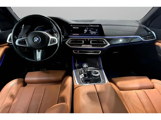 BMW X5 xDrive40i Premium Essential // M-sport / - автомобили, коли, обяви за нови и употребявани 7