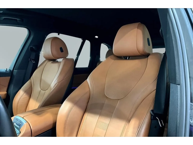 BMW X5 xDrive40i Premium Essential // M-sport / - автомобили, коли, обяви за нови и употребявани 8