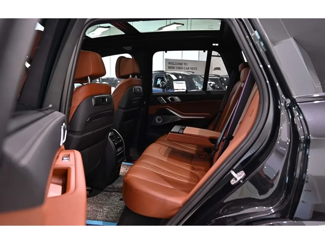 BMW X5 M60 | BOWER&WILKINS - автомобили, коли, обяви за нови и употребявани 13