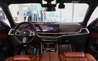 BMW X5 M60 | BOWER&WILKINS - автомобили, коли, обяви за нови и употребявани 6