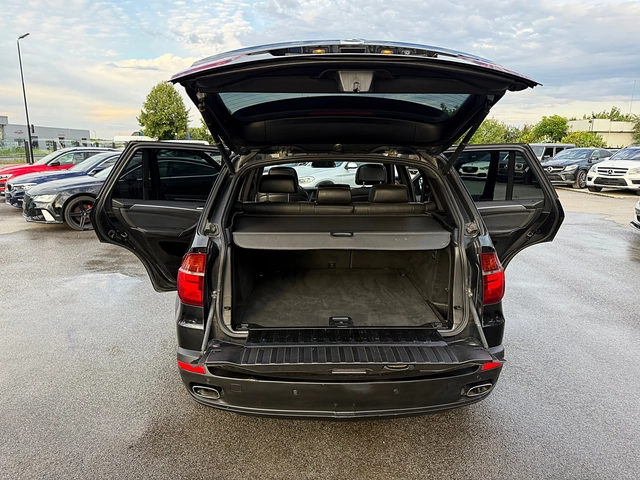 BMW X5 3.5SD-SPORT PAKET-PANORAMA-KAMERA-LED-BIXENON-FULL - автомобили, коли, обяви за нови и употребявани 14