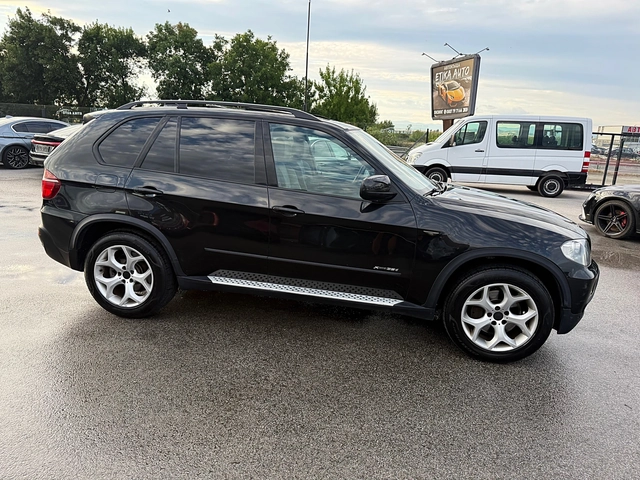 BMW X5 3.5SD-SPORT PAKET-PANORAMA-KAMERA-LED-BIXENON-FULL - автомобили, коли, обяви за нови и употребявани 1