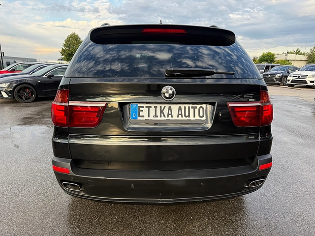 BMW X5 3.5SD-SPORT PAKET-PANORAMA-KAMERA-LED-BIXENON-FULL - автомобили, коли, обяви за нови и употребявани 5