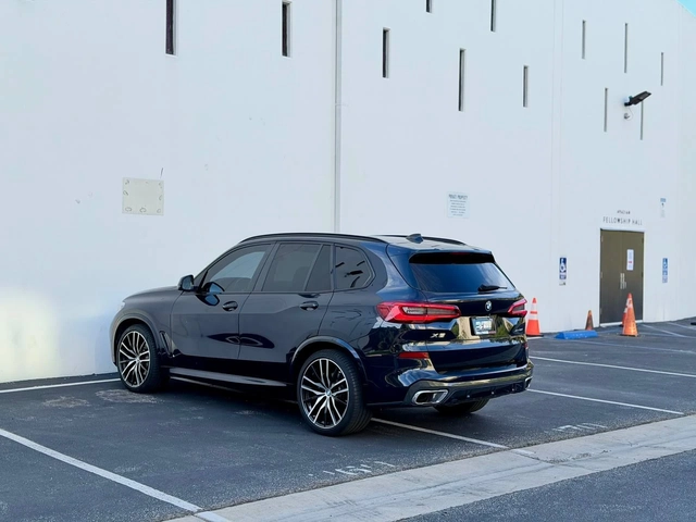 BMW X5 M-PK* 4-ZONE* ADAPTIVE M* SHOWDOWLINE* КРАЙНА ЦЕНА - автомобили, коли, обяви за нови и употребявани 4
