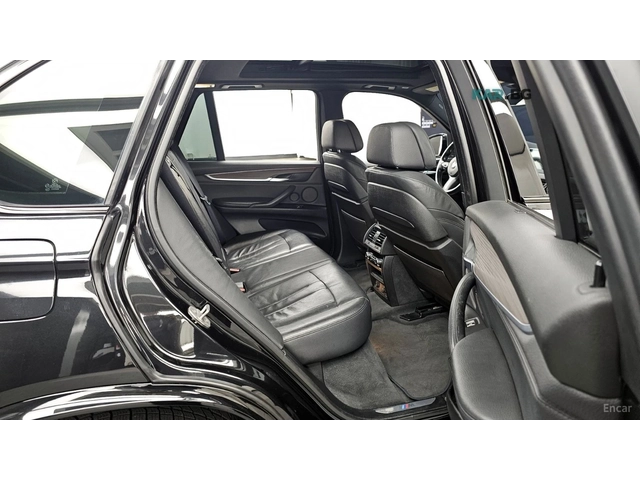 BMW X5 40D* XDRIVE* BLACK&WHITE* PANO* 360* HUD* ТЕГЛИЧ* - автомобили, коли, обяви за нови и употребявани 10