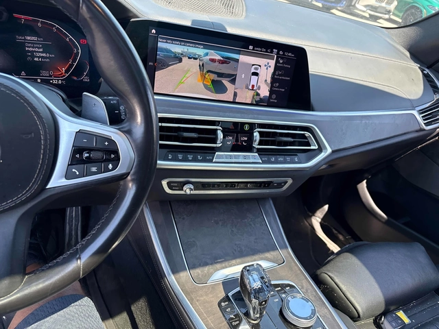 BMW X5 xDrive40i / Panorama / - автомобили, коли, обяви за нови и употребявани 8