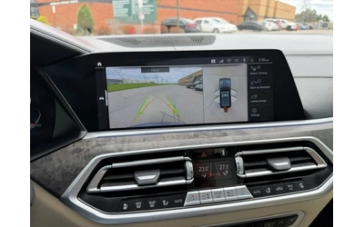 BMW X5 xDrive 40i/Crystal Package/Laser Lights/Air Suspen - автомобили, коли, обяви за нови и употребявани 9