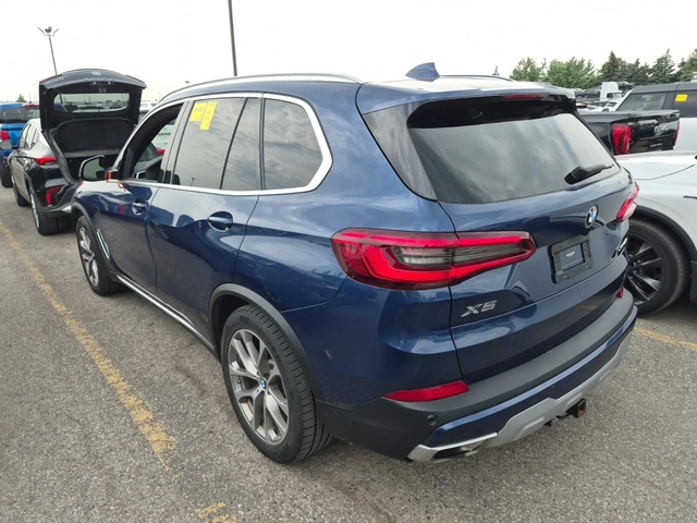 BMW X5 xDrive40i - автомобили, коли, обяви за нови и употребявани 3