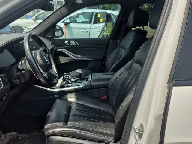 BMW X5 Drive40i - автомобили, коли, обяви за нови и употребявани 4