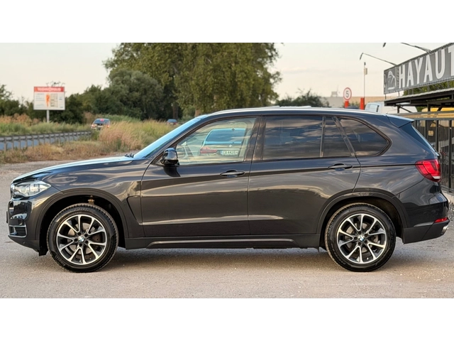 BMW X5 30d= xDrive= 7-Места= Sport Pack= Панорама= 360* К - автомобили, коли, обяви за нови и употребявани 6