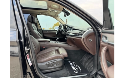 BMW X5 30d= xDrive= M-performance= 7 места= Панорама= Hea - автомобили, коли, обяви за нови и употребявани 10