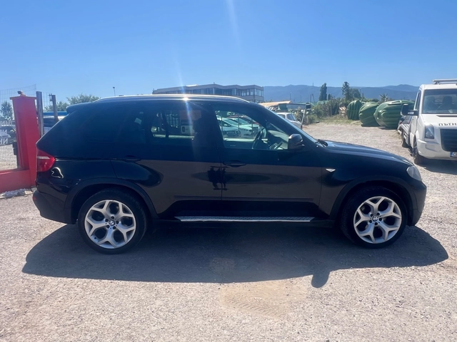 BMW X5 - автомобили, коли, обяви за нови и употребявани 8