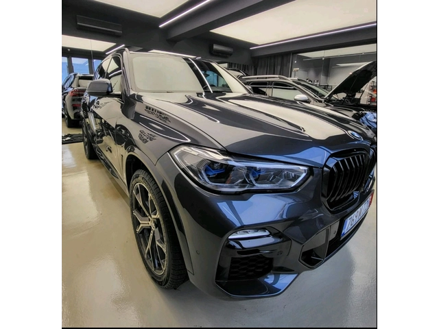 BMW X5 M50i - Performance- INDIVIDUAL- CAM360- B&W- - автомобили, коли, обяви за нови и употребявани 1