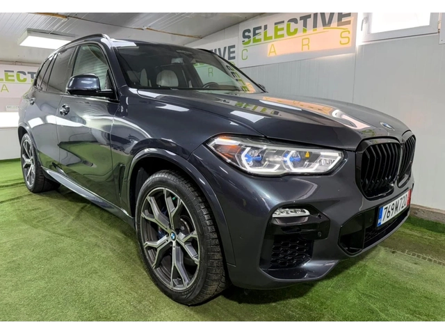 BMW X5 M50i - Performance- INDIVIDUAL- CAM360- B&W- - автомобили, коли, обяви за нови и употребявани 6