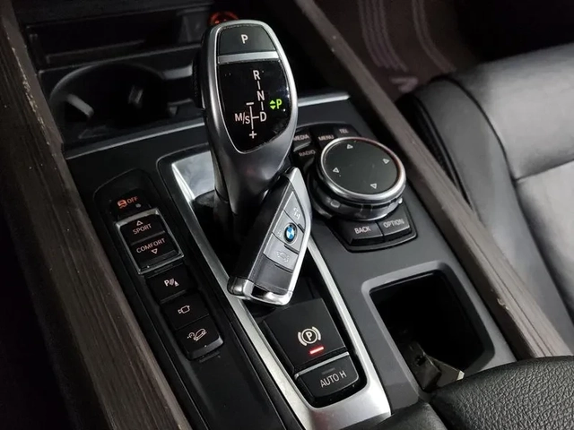 BMW X5 3.0D - автомобили, коли, обяви за нови и употребявани 8