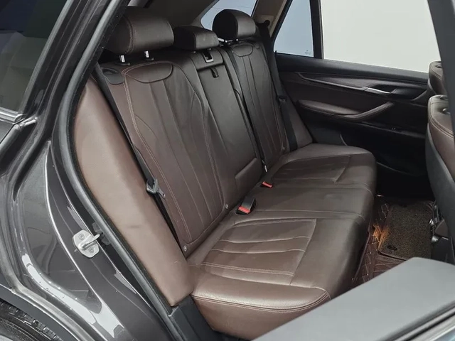 BMW X5 3.0D - автомобили, коли, обяви за нови и употребявани 10