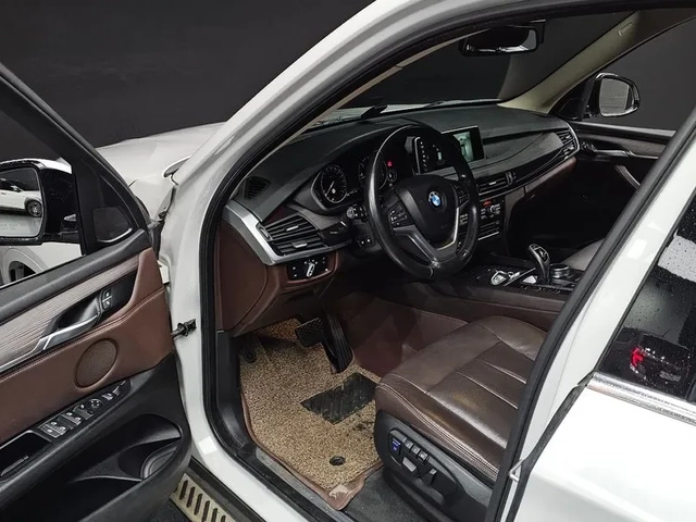 BMW X5 3.0D - автомобили, коли, обяви за нови и употребявани 10