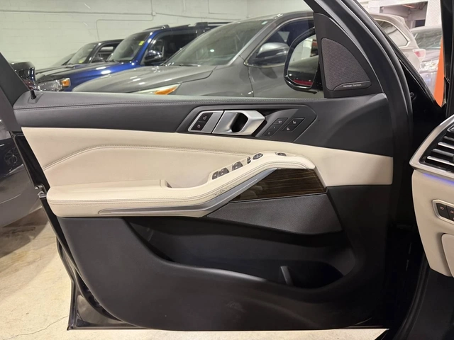 BMW X5 M-PK* LASER* HUD* DIS* HARMAN* PANO* МАСАЖ* ОБДУХ* - автомобили, коли, обяви за нови и употребявани 13