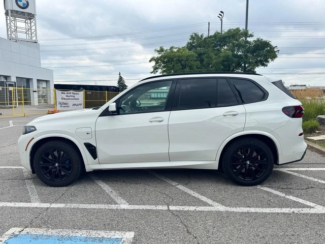 BMW X5 XDRIVE50e* Лизинг* 360* МАСАЖ* ОБДУХ - автомобили, коли, обяви за нови и употребявани 1