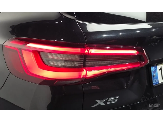 BMW X5 40i XLINE * Full extras * Цена до България - автомобили, коли, обяви за нови и употребявани 15