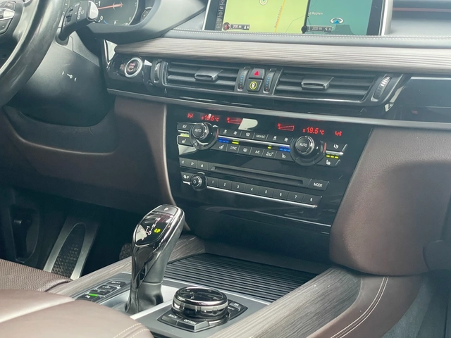 BMW X5 4.0d Xd Реален пробег - автомобили, коли, обяви за нови и употребявани 15