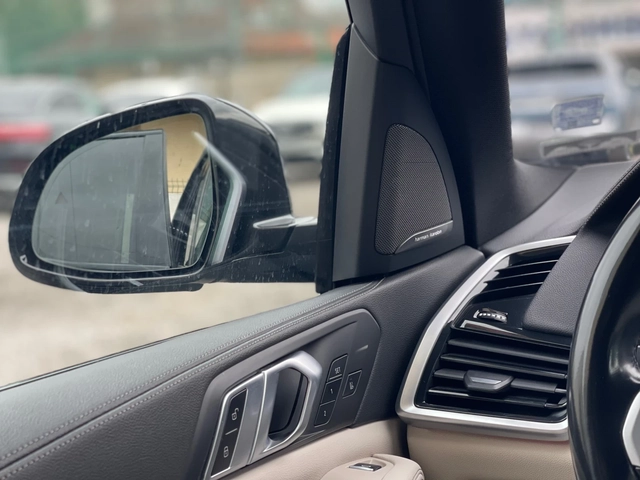 BMW X5 45e* M-Pack* AIR* H/K* MEMORY* KEYLESS GO - автомобили, коли, обяви за нови и употребявани 15