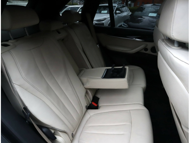 BMW X5 M50D/Harman Kardon/Панорама/Дистроник/Подгрев/Камера - автомобили, коли, обяви за нови и употребявани 9