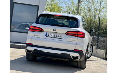 bmw-x5-sport-package-distronic-virtual-cockpit - 4