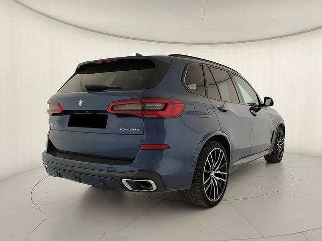 BMW X5 X5 3.0d xDrive M-Pack - автомобили, коли, обяви за нови и употребявани 1