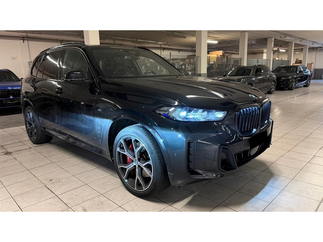 BMW X5 X5 4.0i xDrive M-Pack - автомобили, коли, обяви за нови и употребявани 5