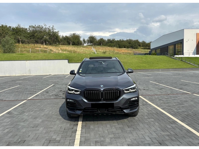 BMW X5 X5 xDrive 30d M-Sport - автомобили, коли, обяви за нови и употребявани 1