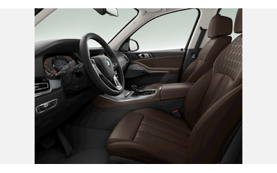 BMW X5 xDrive30d - автомобили, коли, обяви за нови и употребявани 7