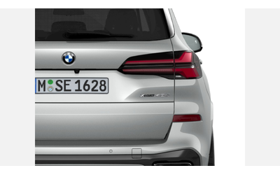 BMW X5 xDrive40d - автомобили, коли, обяви за нови и употребявани 6