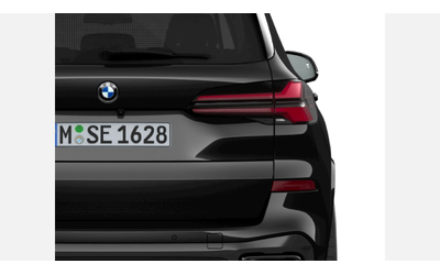 BMW X5 xDrive40i - автомобили, коли, обяви за нови и употребявани 6